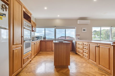 Serpentine Rose - Phillip Island Accommodation 3