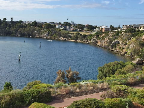 River Front Architect Villa - Phillip Island Accommodation 5