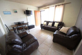 Anglers Lodge Unit 1 At South West Rocks - Phillip Island Accommodation 0