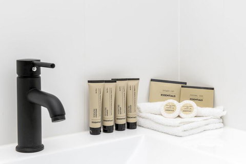 Astra Apartments Broadmeadow - Phillip Island Accommodation 1