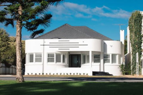 Deco Beach Luxury Apartments - Phillip Island Accommodation 0