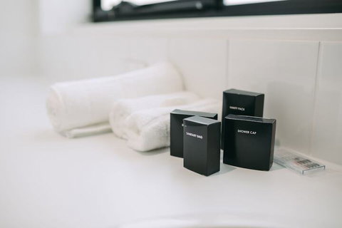 Deco Beach Luxury Apartments - Phillip Island Accommodation 2