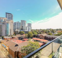 2 Bedroom Modern Apartment in Chatswood