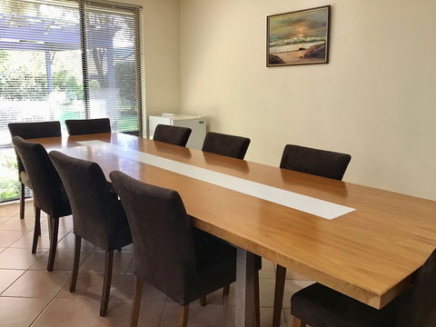 Bussell Retreat - Busselton - Phillip Island Accommodation 3