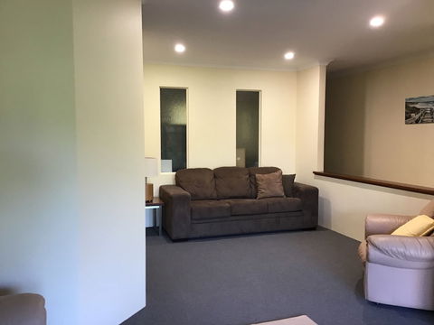 Bussell Retreat - Busselton - Phillip Island Accommodation 4