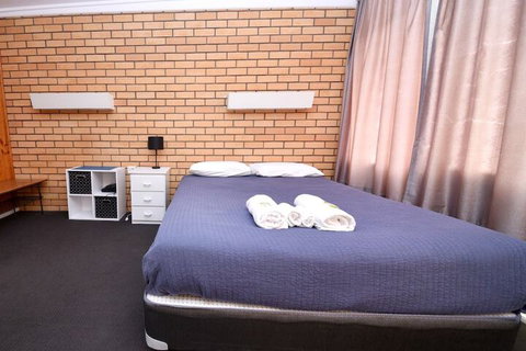Edenhope Motor Inn - Phillip Island Accommodation 5