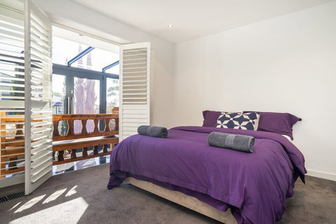 Lux On Main - Phillip Island Accommodation 2
