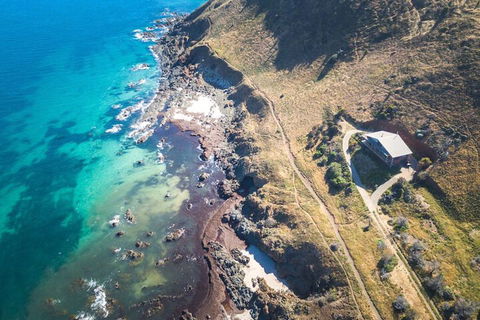 Cliffs End Beach Shack 105 Gold Coast Drive Carrickalinga - Phillip Island Accommodation 1