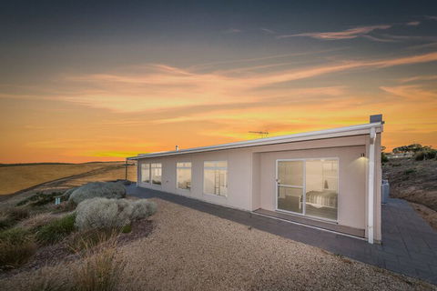 Fleurieu Coastal Retreat Lot 150 Myponga Beach Road - Phillip Island Accommodation 4