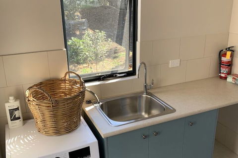 Oceans Islands & Whales - Phillip Island Accommodation 5
