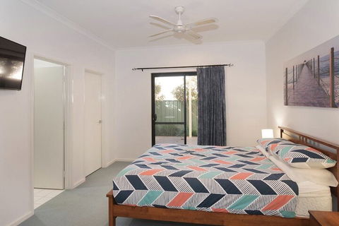 Footsteps From The Bay - Phillip Island Accommodation 4