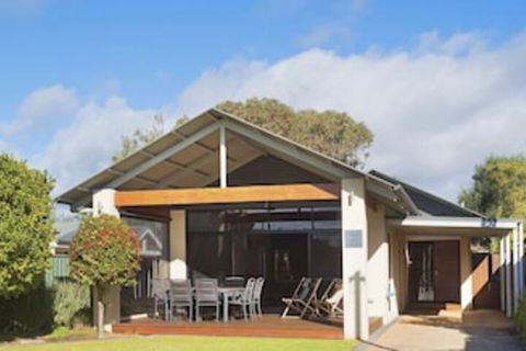 Footsteps From The Bay - Phillip Island Accommodation 0