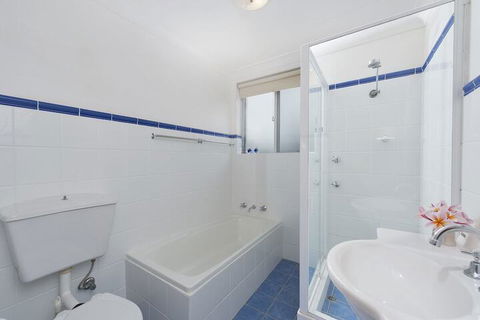 Andana Unit 1 / 12 Gretel Close - Phillip Island Accommodation 6