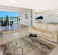 Sunrise Apartments Tuncurry - Phillip Island Accommodation