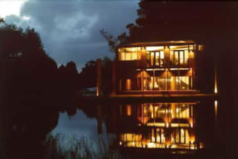 Bettenay Loft Spa Apartment & Lakeview Chalets - Phillip Island Accommodation 7