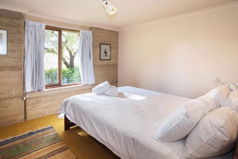 Trastevere Cowaramup Farm House - Phillip Island Accommodation 5