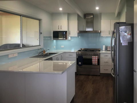 Longbeach House - Phillip Island Accommodation 5