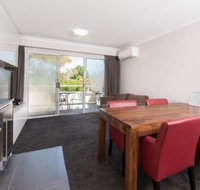 Horizons 518 Modern apartment on the Lake Jindabyne foreshore - Phillip Island Accommodation