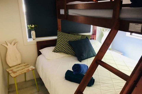 Yeppoon Beachhouse - Hostel - Phillip Island Accommodation 3