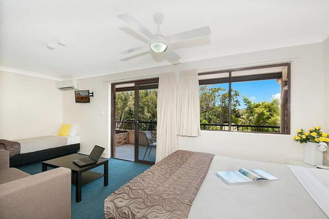 Byron BaySide Central Studio Apartments - Phillip Island Accommodation 3