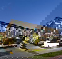 The Glen Hotel  Suites - Phillip Island Accommodation