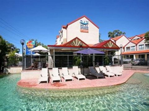 Nelson Bay Breeze Holiday Apartments - Phillip Island Accommodation 0