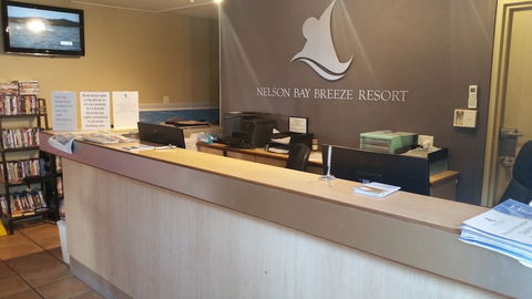Nelson Bay Breeze Holiday Apartments - Phillip Island Accommodation 4