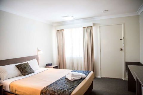 Lilac City Motor Inn & Steakhouse - Phillip Island Accommodation 6