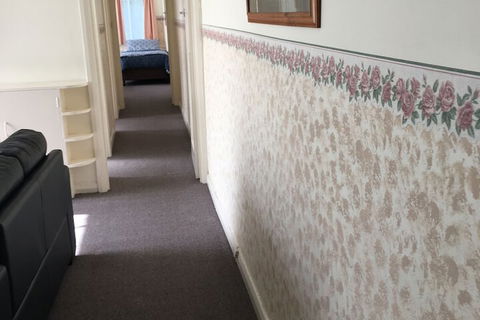 Hobart Apartments - Phillip Island Accommodation 7