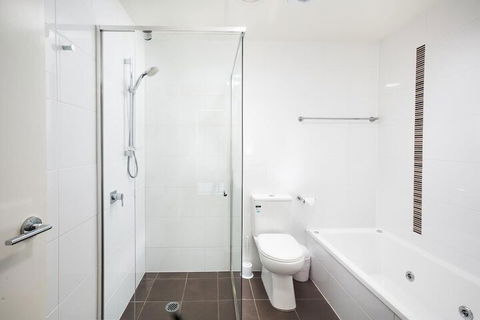 Charlestown Executive Apartments - Phillip Island Accommodation 6