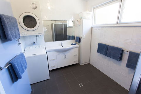 Modra's Apartments - Phillip Island Accommodation 4