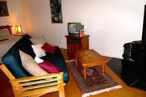 Goomburra Forest Retreat - Phillip Island Accommodation 4