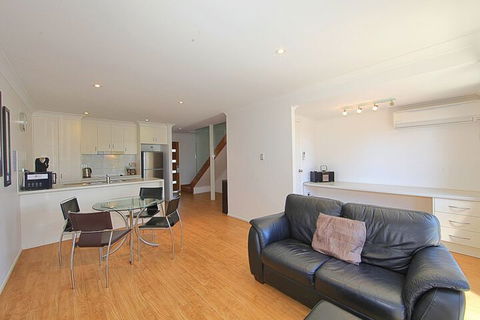 Alexandra Apartments - Phillip Island Accommodation 2