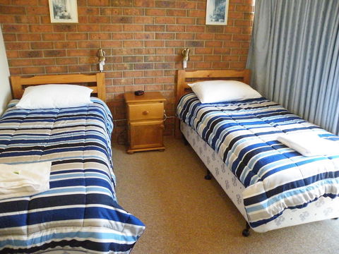 Pacific Heights Holiday Apartments & Munn's Tower House - Phillip Island Accommodation 2