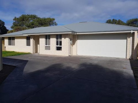 Towncrackers Guest House - Phillip Island Accommodation 2