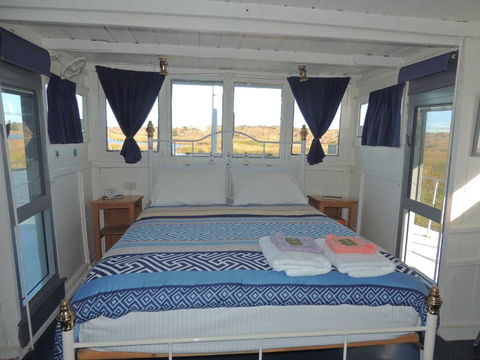 PS Federal Retreat Paddle Steamer Goolwa - Phillip Island Accommodation 4