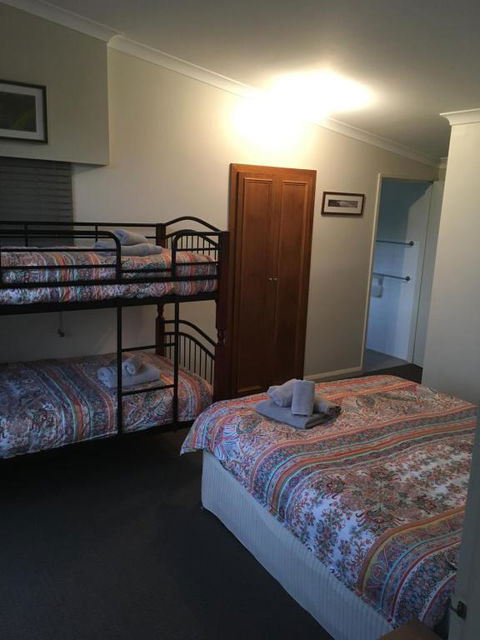 Blue House Denmark - Phillip Island Accommodation 2