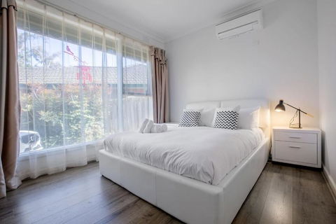Alice Wonderland In 4 Beds House - Phillip Island Accommodation 5