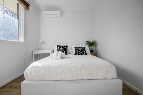 Alice Wonderland In 4 Beds House - Phillip Island Accommodation 4
