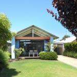Quiet Cottage - Phillip Island Accommodation 0