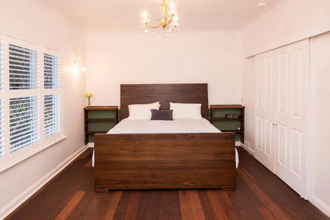 Buxton Thomas - Phillip Island Accommodation 3