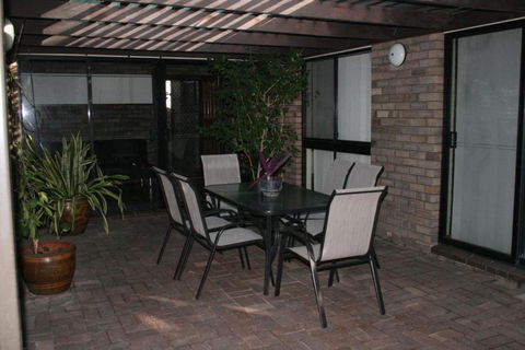 Geraldton Holliday Villas - Phillip Island Accommodation 2