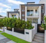 Relax in a Spacious  Modern Townhouse in Asquith - Phillip Island Accommodation