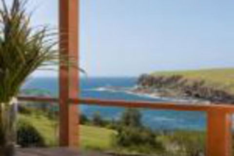 Absolute Oceanfront Cottage - Phillip Island Accommodation 0