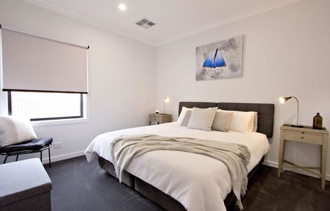 The Clyde Greenock - Phillip Island Accommodation 3