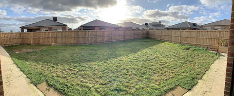 Apple House Tarneit North - Phillip Island Accommodation 0