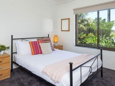 Beach House On Jones Beach Kiama Accommodation - Phillip Island Accommodation 2