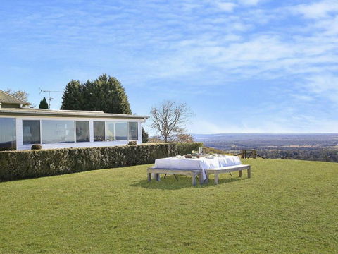 Cloudhill Magnificent Rural Views To Sydney - Phillip Island Accommodation 6