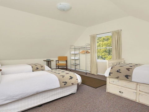Cloudhill Magnificent Rural Views To Sydney - Phillip Island Accommodation 4