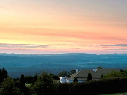 Cloudhill Magnificent Rural Views To Sydney - Phillip Island Accommodation 1